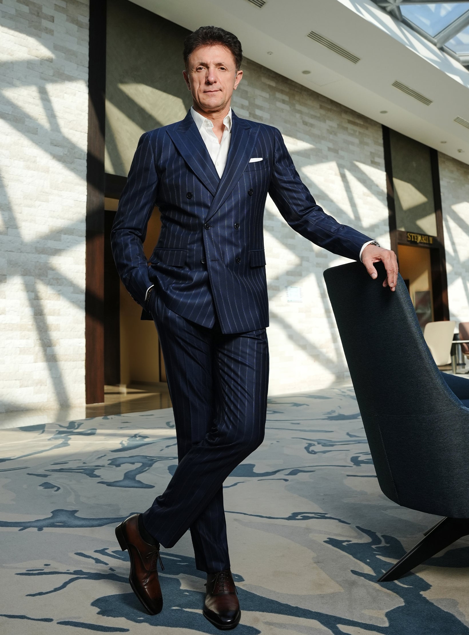 Costum Executive Elegance