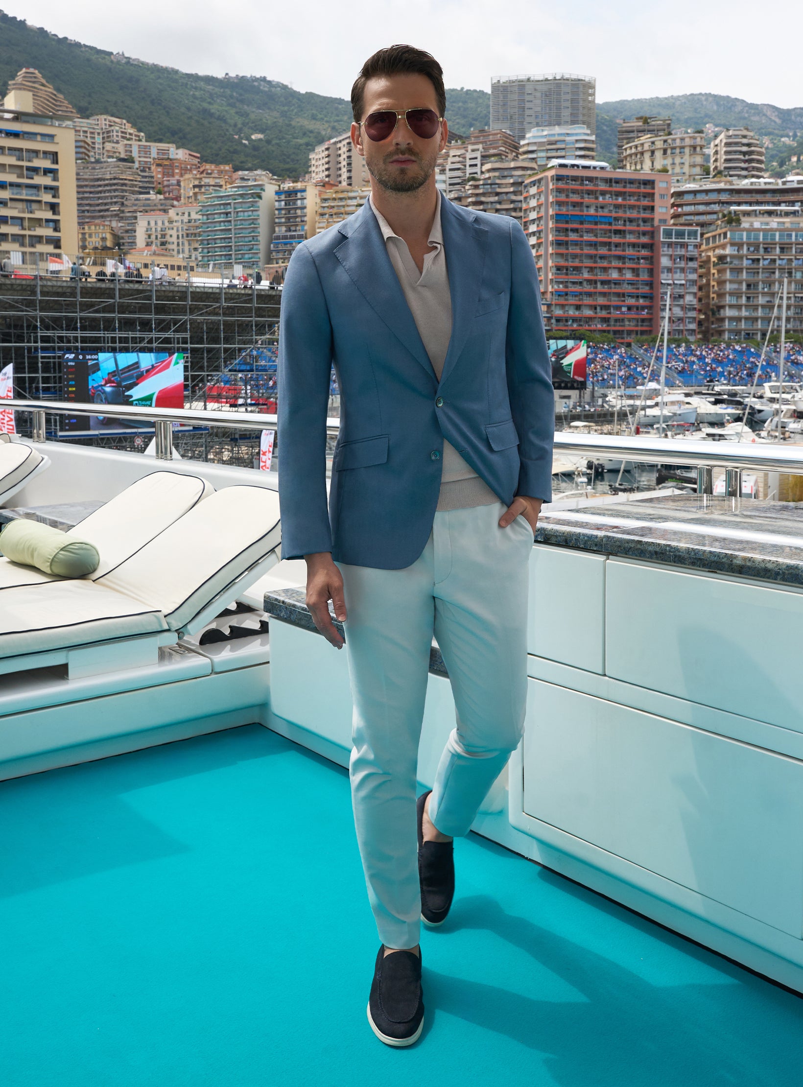La Croisette Blue Grandeur