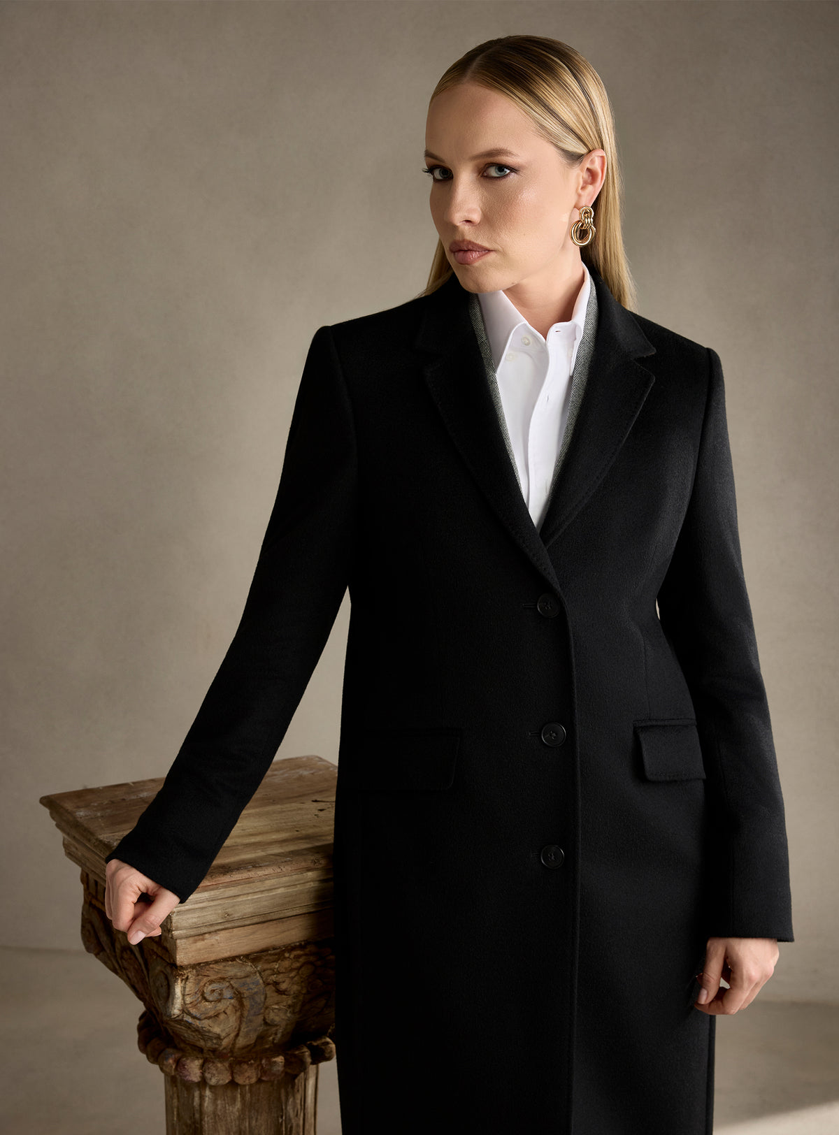 THE ELIZABETH COAT