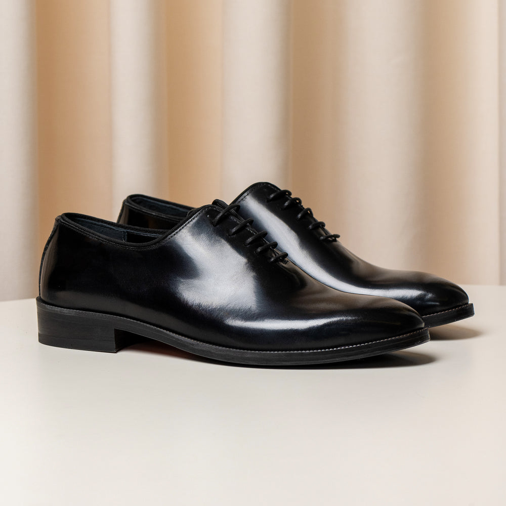 Pantofi Consiglieri Oxford negri cu finisaj neted și formă alungită