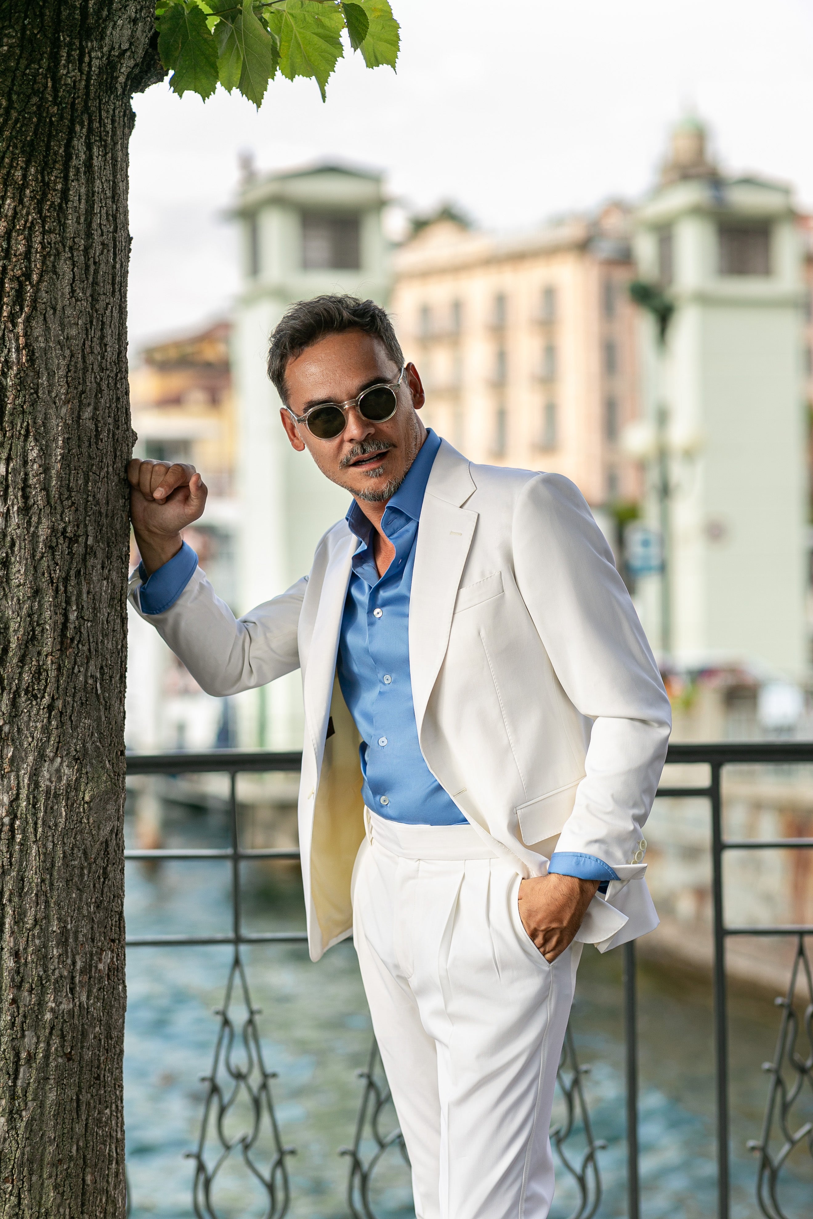 Costum Ivoire Como Consiglieri