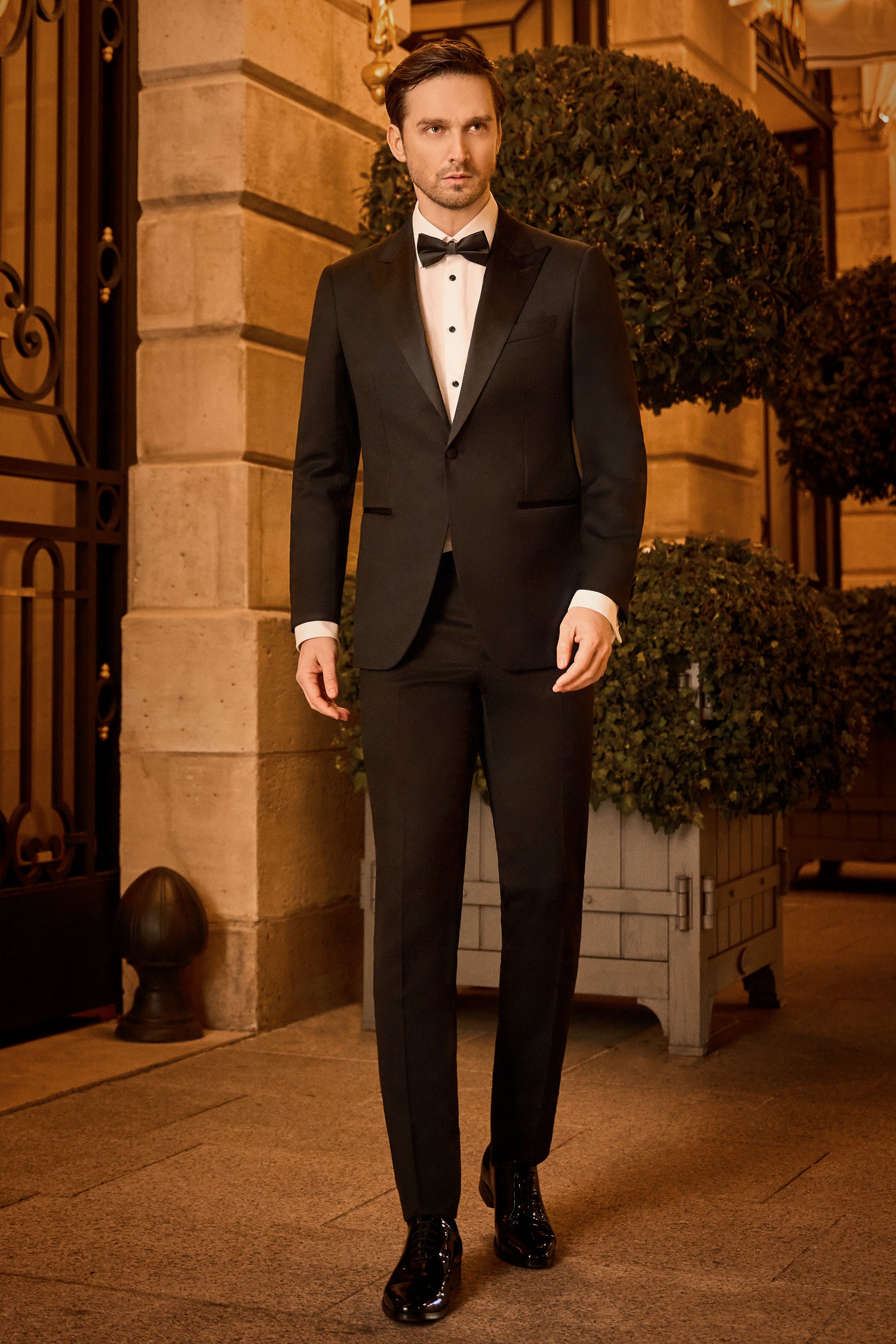 Essential Black Tie Consiglieri