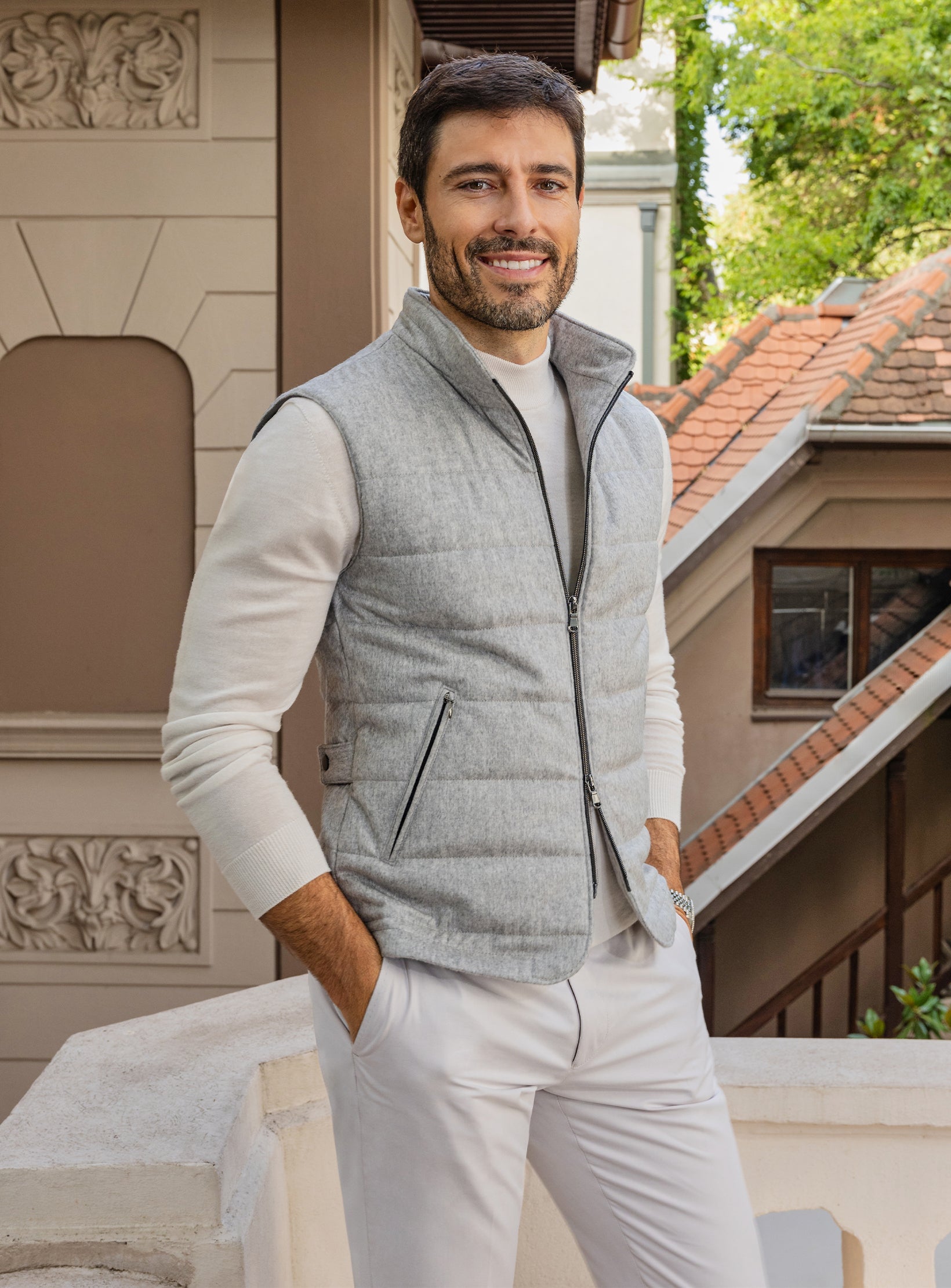 The Nobleman's Body Warmer in Pure Cashmere