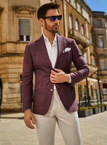 Sacou Roma Elegance Consiglieri bordo texturat, cu cămașă albă și pantaloni crem
