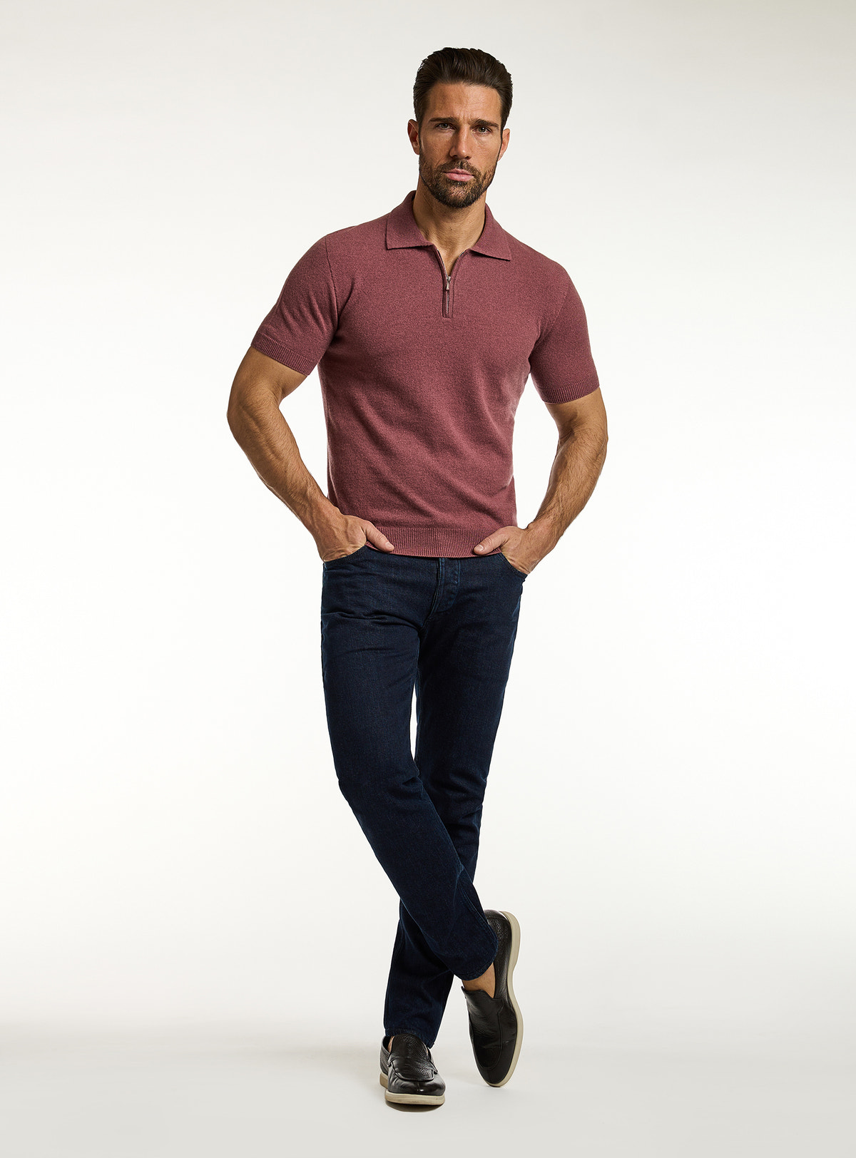 Jeans Consiglieri bleumarin cu polo bordo cu fermoar scurt