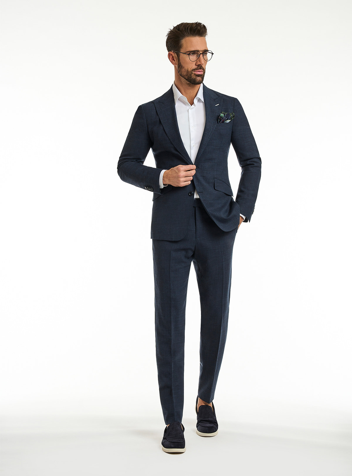 Costum Genoa Prestige Consiglieri bleumarin cu cămașă albă și batistă imprimată