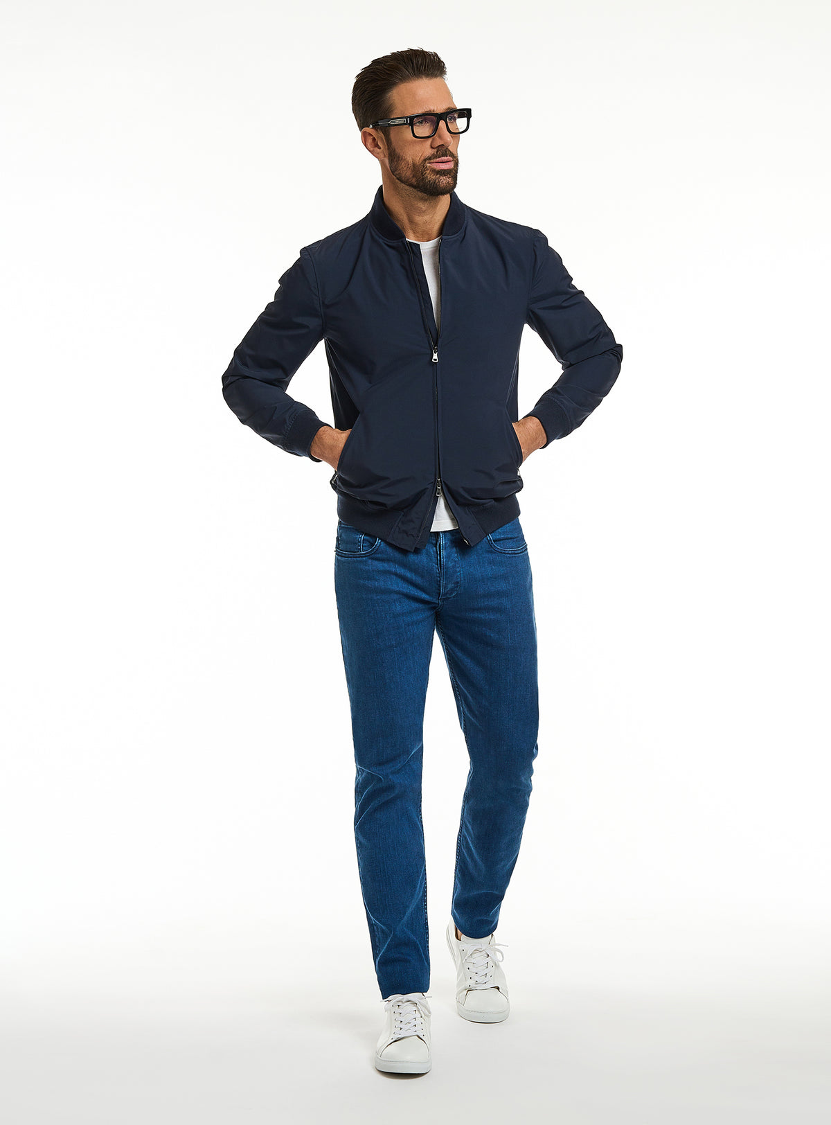 Jeans Consiglieri albaștri cu jachetă bomber bleumarin