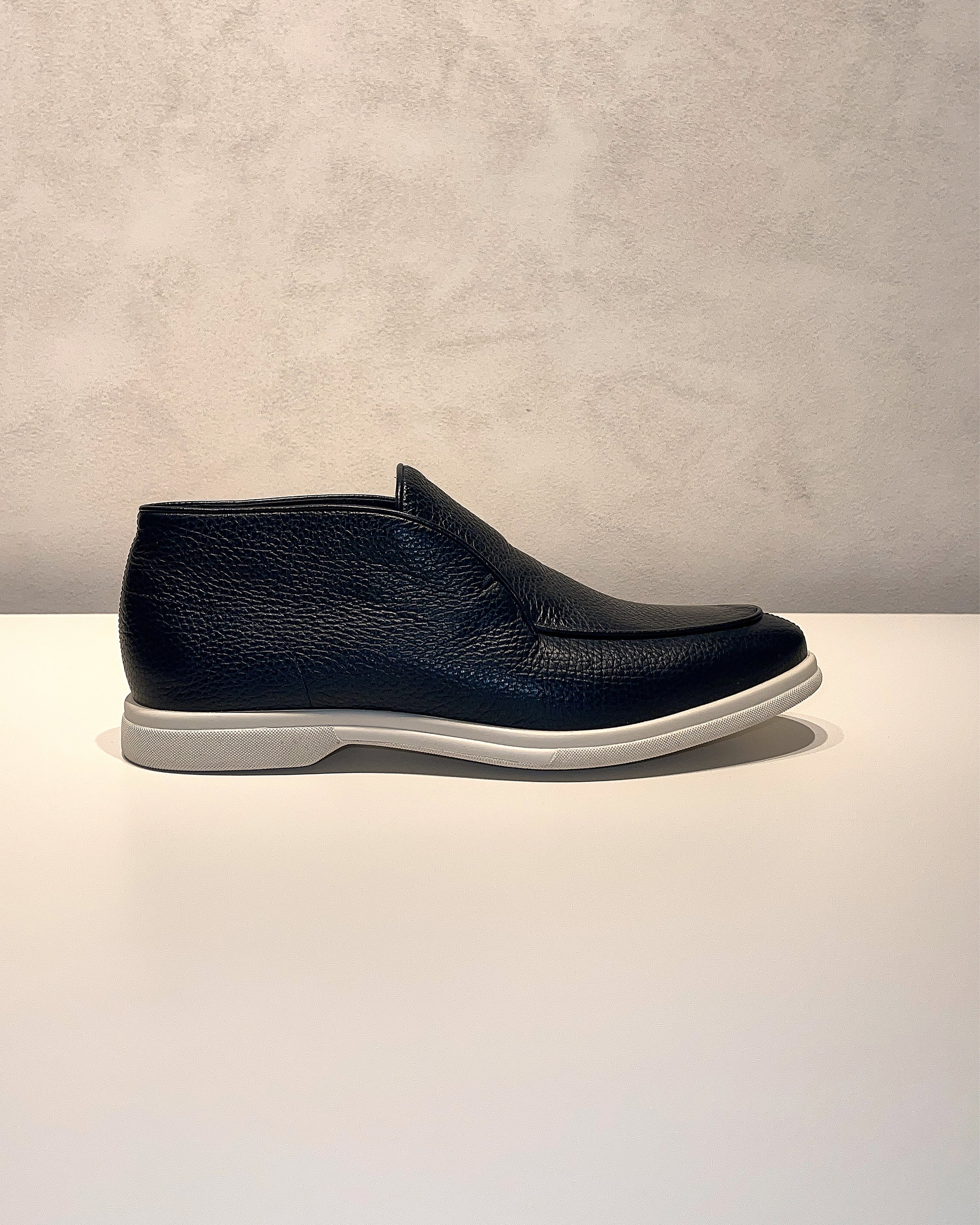 Sophisticated Italian Loafers Navy Blue Grained Calf