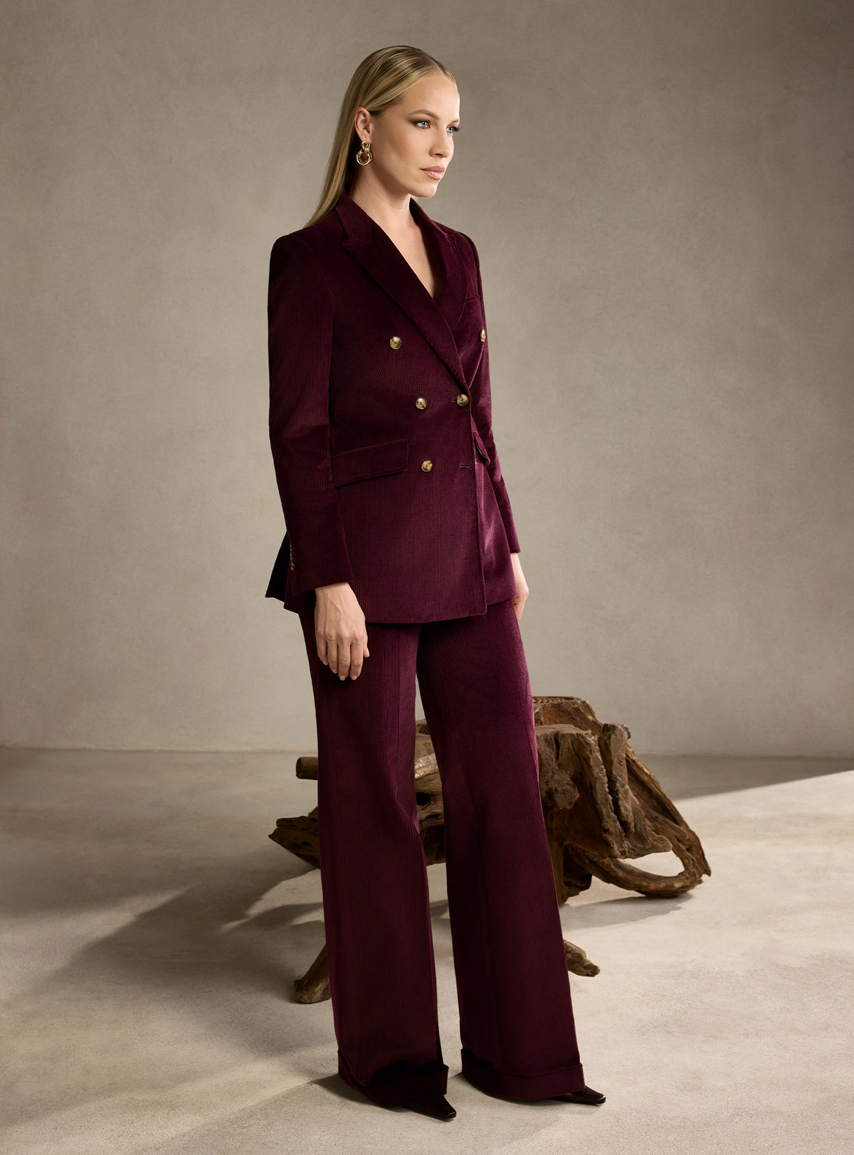 THE ISABELLE SUIT