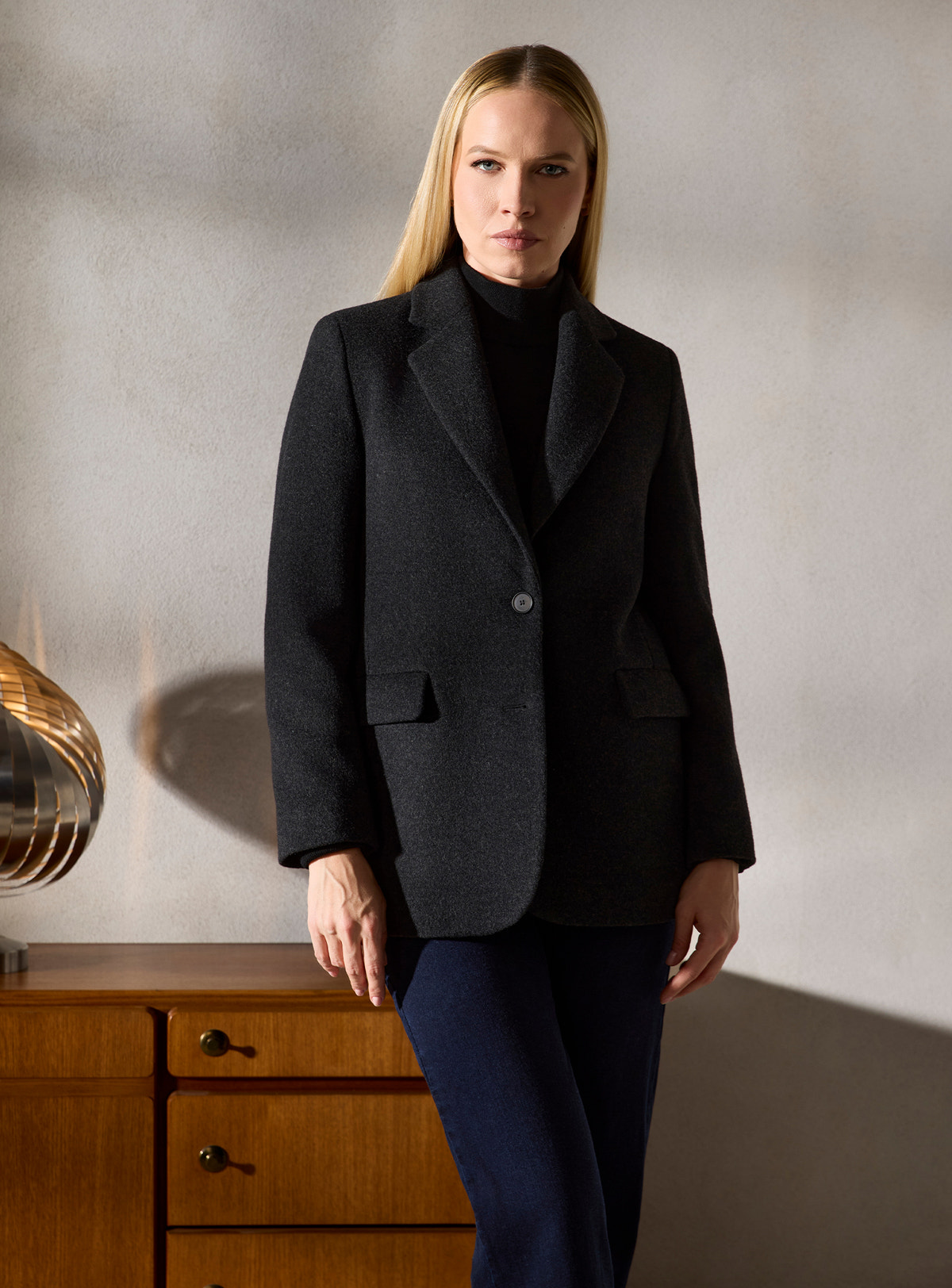 THE HELEN BLAZER