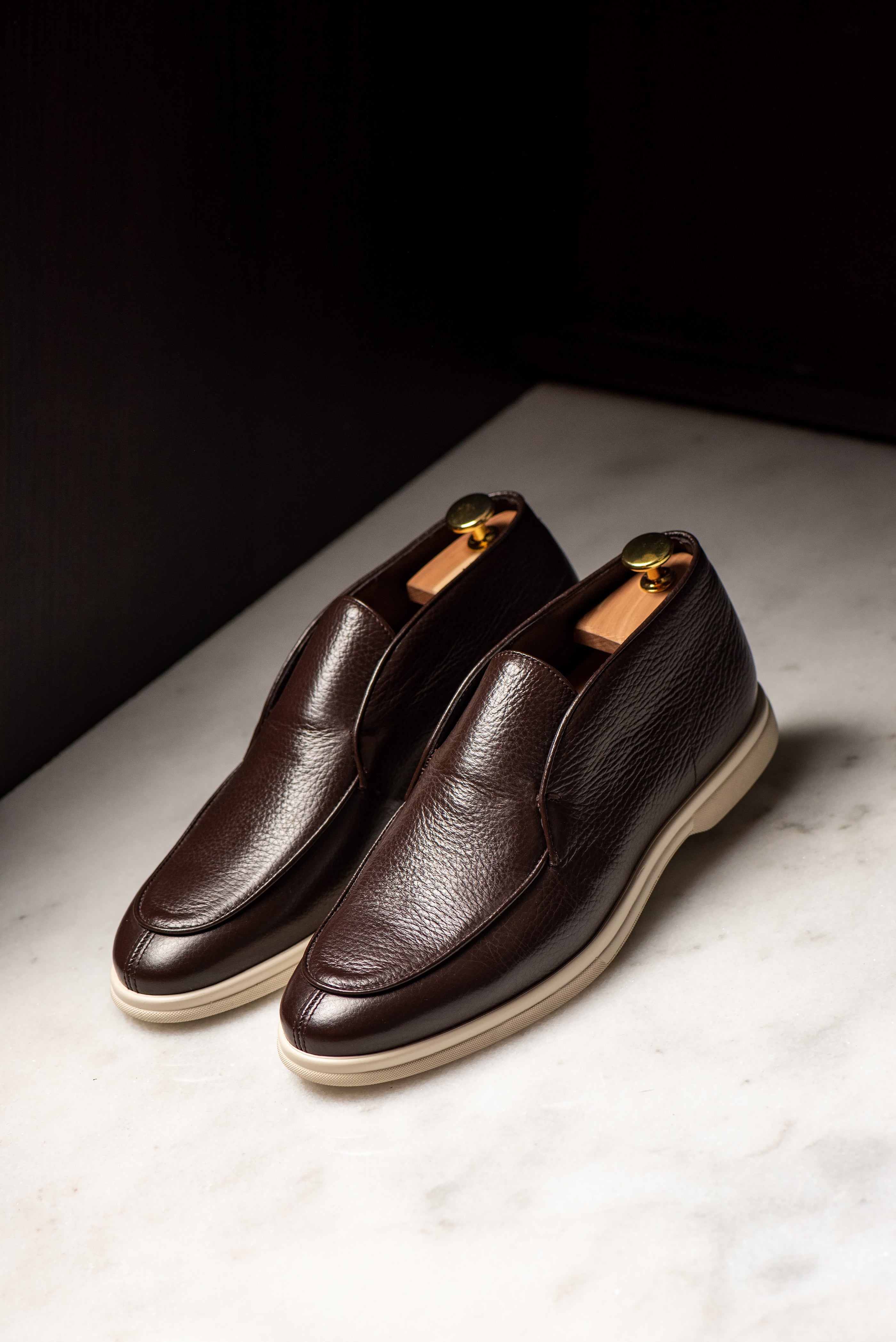 Mid-Top Loafers Consiglieri din piele grain Chocolate Brown, lucrați Made-to-Order.