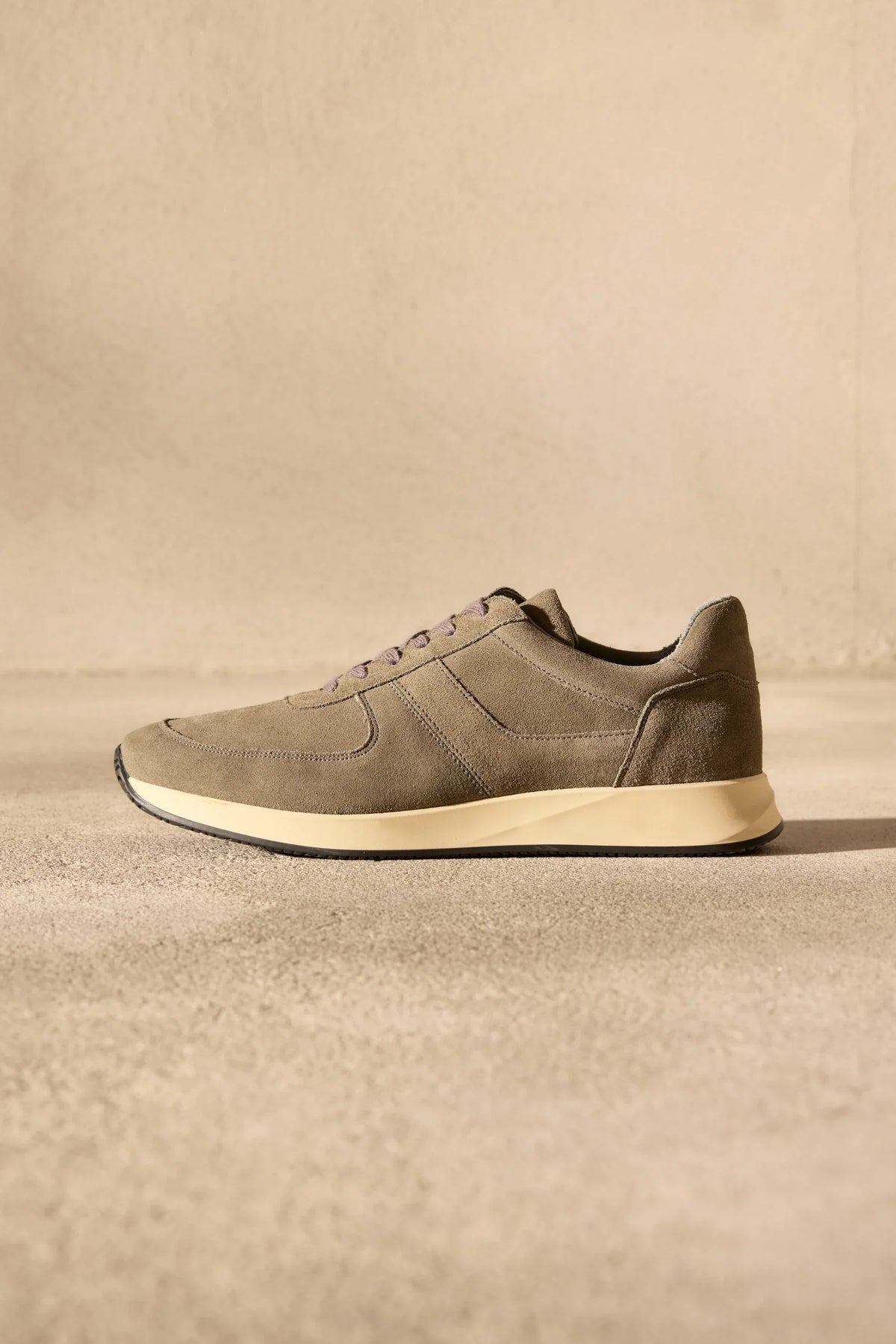 The Taupe Runner